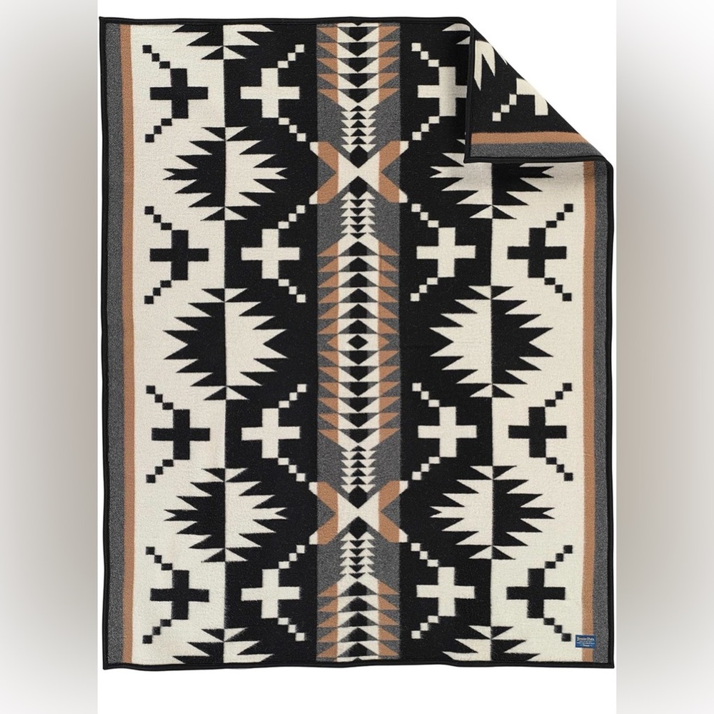 Pendleton Wool Blend Jacquard Throw - Picture 2 of 5